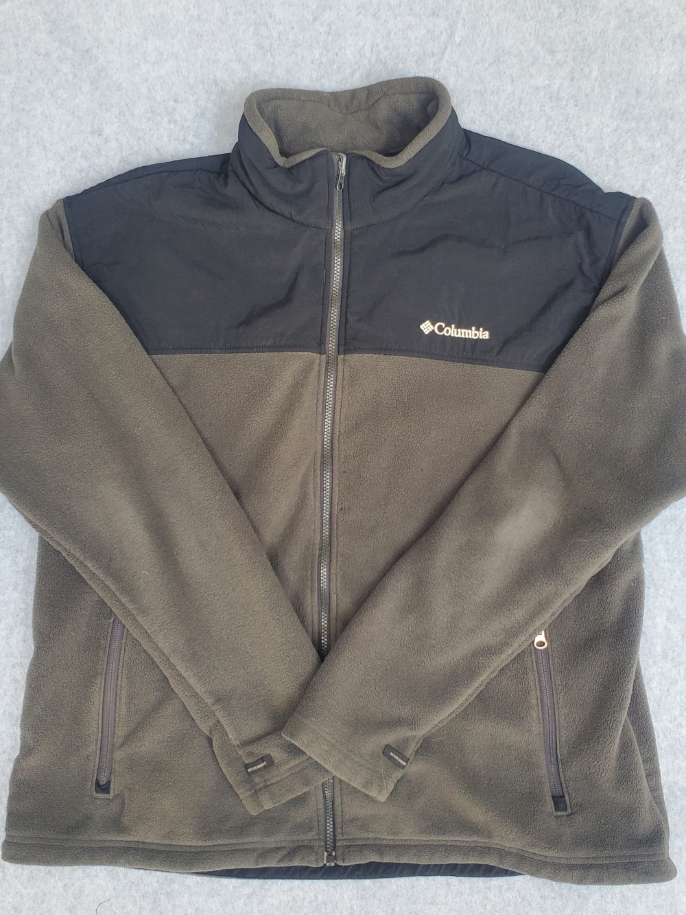 Columbia Men's Black And Grey Full-Zip Fleece Jacket